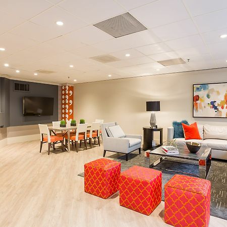 Oakwood Crystal City Arlington Esterno foto